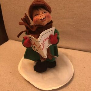 Vintage Annalee- Christmas Caroler Figurine - 1992